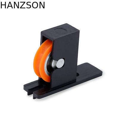 ลูกกลิ้งประตูบานเลื่อนไนลอนกันสนิมพร้อมวัสดุไนล่อนรอกคู่ ODM